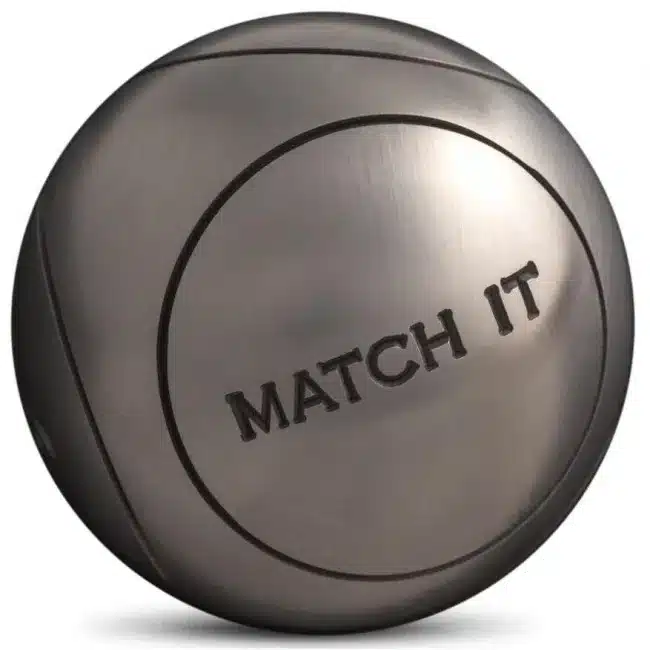 Choisir ses boules de Pétanque : tableau des diamètres, poids et dureté 4 Boule de Pétanque Obut Match IT marquée d'une strie